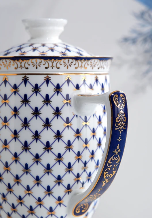 Moonlight Stars Bone China Lidded Cup — view 4